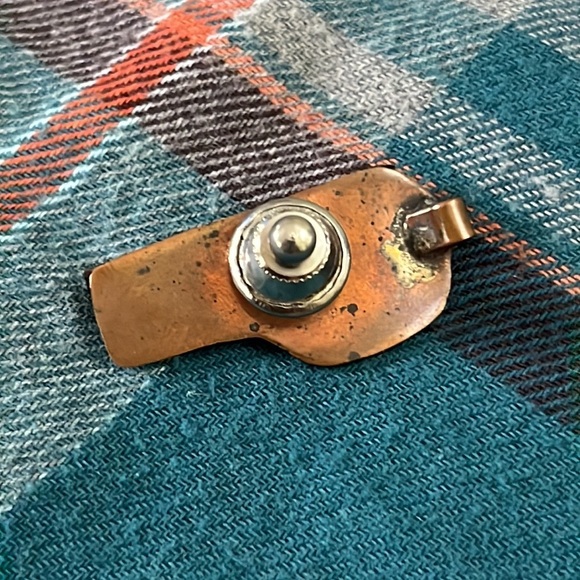 gun holster brooch 🖤 - Picture 3 of 6